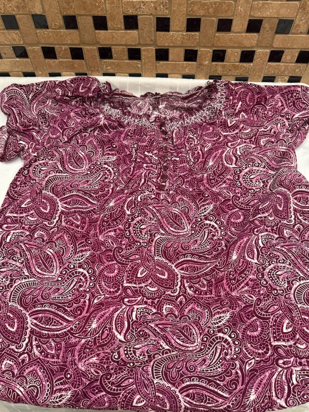 Women’s Paisley Short-Sleeve Blouse in Magenta
